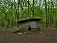 Шапсугский дольмен